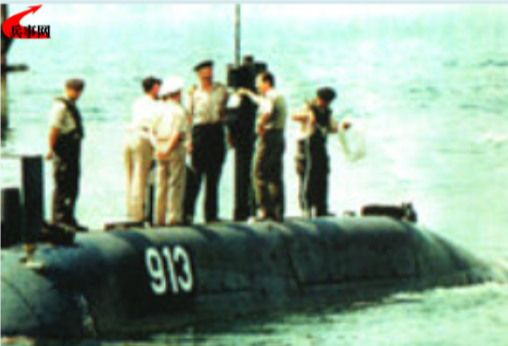 “尤纳”级小型潜艇1.png
