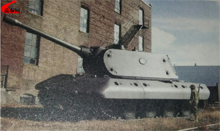 E-100超重型坦克.png