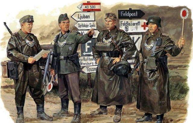 二战时期，有的德国士兵脖子上会挂有半月形牌子，那有何含义？